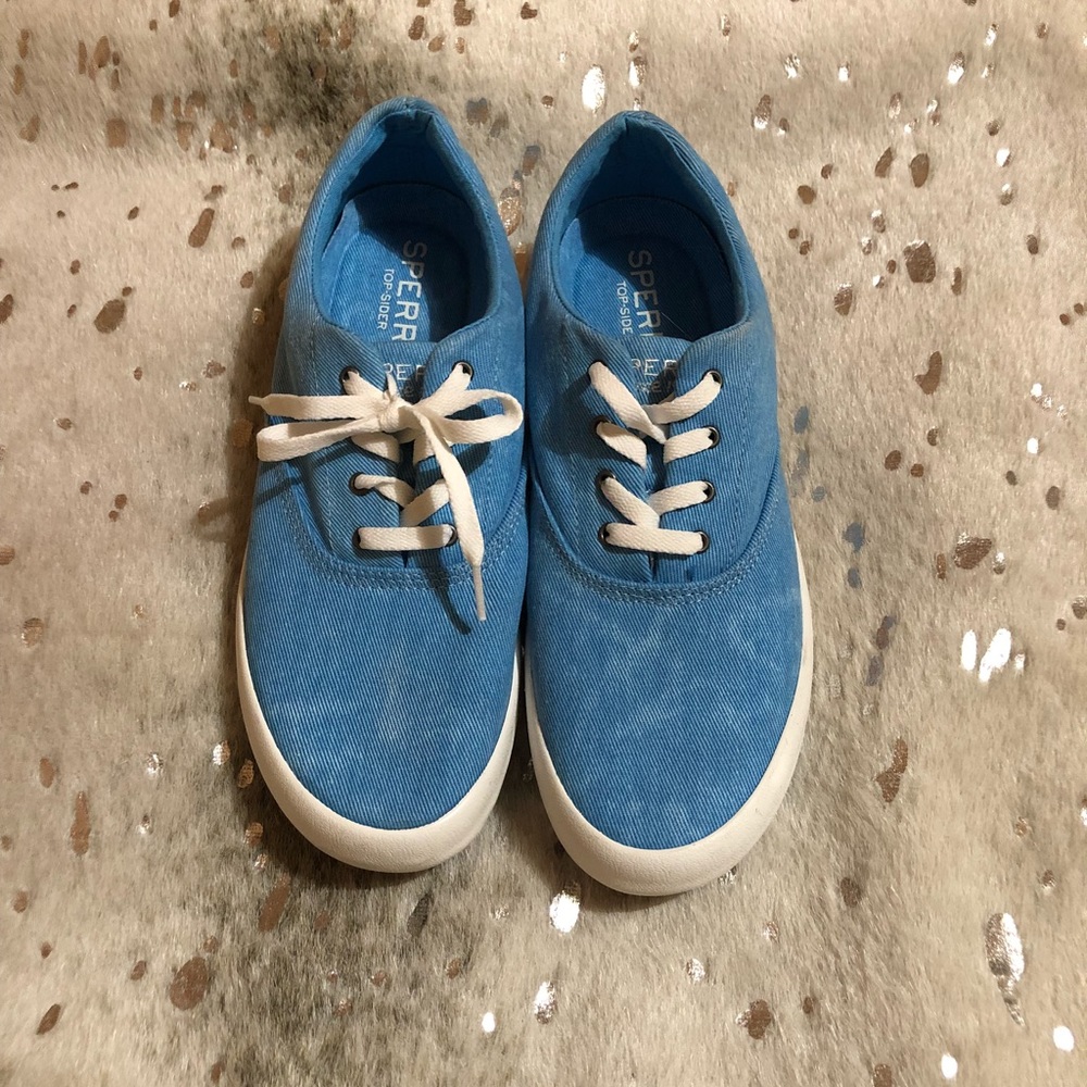 New Sperry Top-Sider Blue Washed Canvas Size 8.5